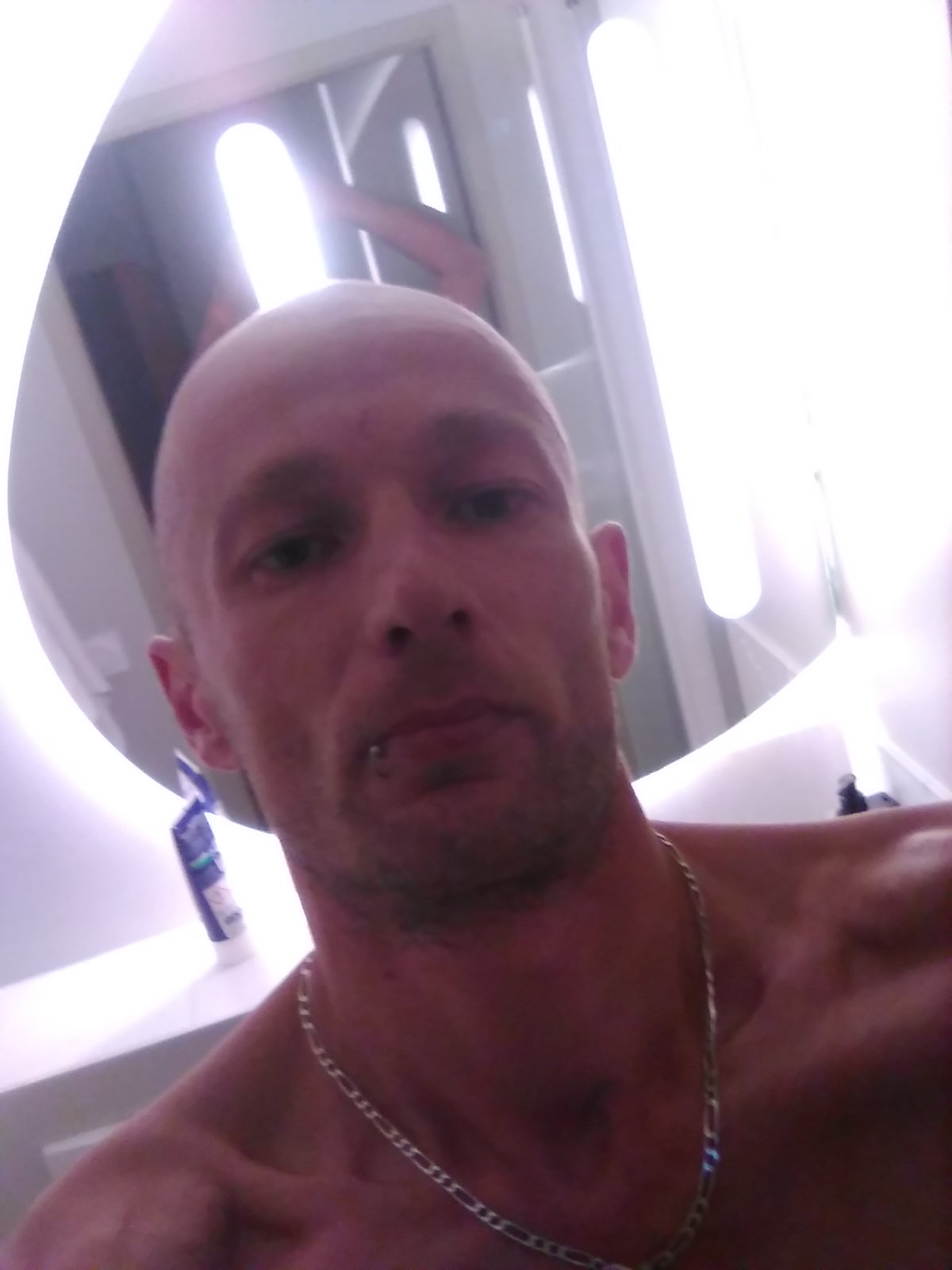 Aleksandar - Enquin-lez-Guinegatte - Pas-de-Calais | Rencontre